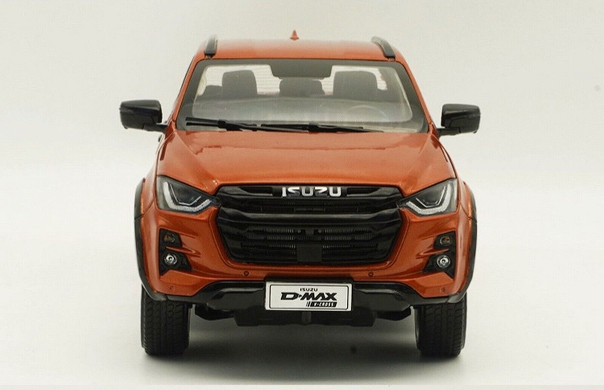 ISUZU D-MAX オレンジ 1/18ミニカー 4WD 1/18 ISUZU D-MAX Pickup 2023 Orange Diecast Car Model Toy Gift in