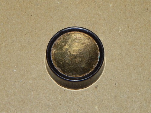 Manopole radio d'epoca, tutti diversi colori e dimensioni, forme - Foto 228 di 231
