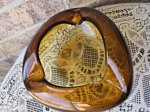 Vintage Freeform Mid Century Amber Textured Bowl Ashtray Kidney Shaped Ashtray - Picture 3 of 6