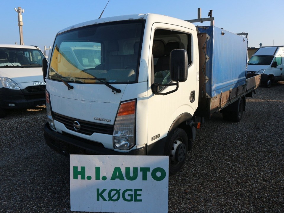 Nissan cabstar 2009
