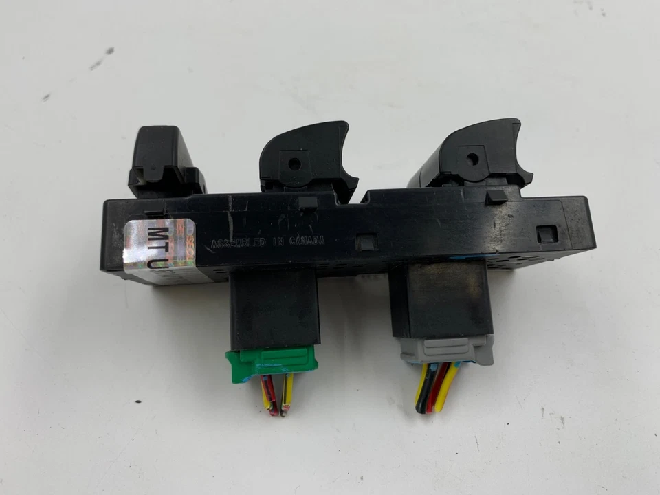 Interruptor de ventana eléctrica Mercury Montego Master 2005-2007 OEM E03B58012 Foto 3 de 4