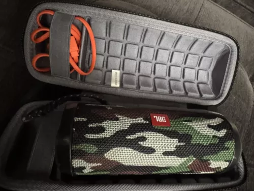 JBL Flip 4 Bluetooth Portable Speaker - CamoWaterproof Works Great!