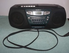 Sony CFD-S22 CD AM/FM Radio Cassette Mega Bass Boombox - Tested And Working