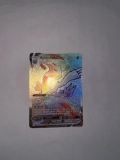 Kyurem V MAX carta pokemon