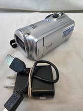 SAMSUNG HMX-F80 52X Optical Zoom DIGITAL full HD Camcorder excellent