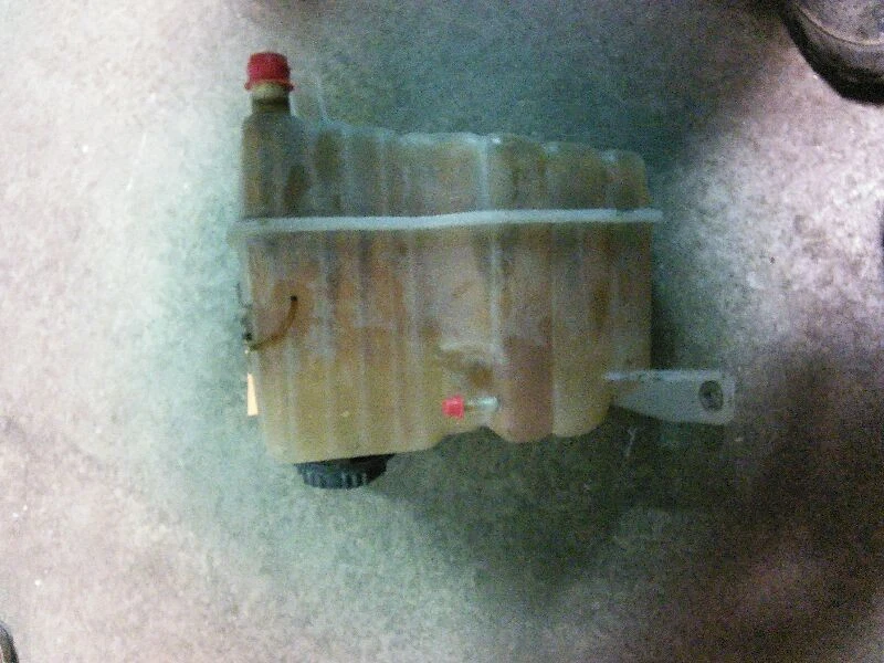 Depósito de refrigerante Heritage para camioneta Ford F150 99-04 322287 Foto 3 de 4