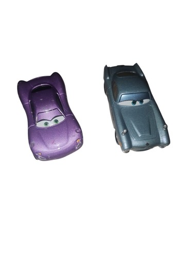 Disney Pixar Cars 2 Tony Trihull Spy Stealth Ship With Fin Mcmissle & Holly - Picture 3 of 9