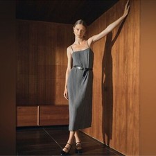 NWOT Madewell The Goldie Plissé midi teapot blue dress 4