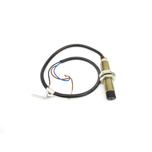 ALLEN BRADLEY 872C-D4CN12-E2 SER. C 10-30VDC (SHORT) UNMP