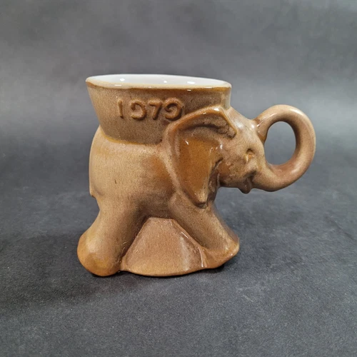 Vintage 1979 Frankoma Republican GOP Elephant Political Mug Brown Glaze
