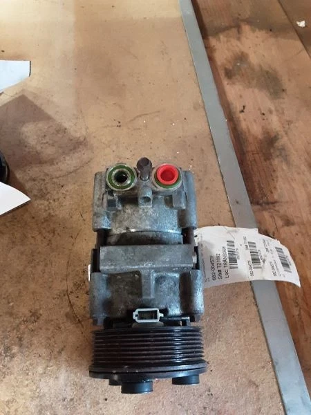 Compresor de aire acondicionado compatible con 97-02 EXPEDITION 219739 Foto 2 de 4