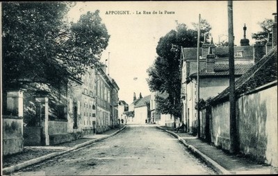 Ak Appoigny Yonne, La Rue de la Poste - 2590334