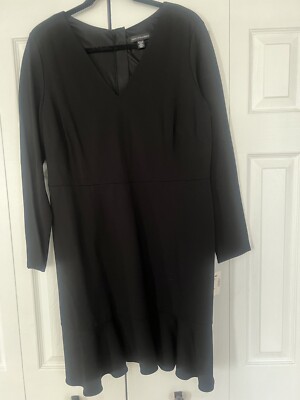 saks fifth avenue long sleeve dress 70s Gown. Saks Fifth Avenue Silk Chiffon Multi-color Printed Gown, Big Sleeves, Belt, and Fully Lined