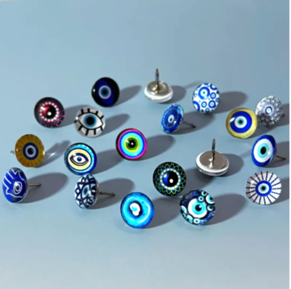 Prendedores para mal de ojo | Decoración de oficina con temática de protección decorativa, regalo para maestro Foto 2 de 4