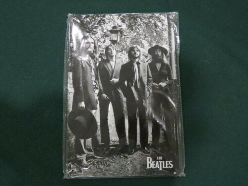  The Beatles Embossed Tin Sign Metal Plaque Made in Germany NEW - Unopened Pkg. - Afbeelding 1 van 7