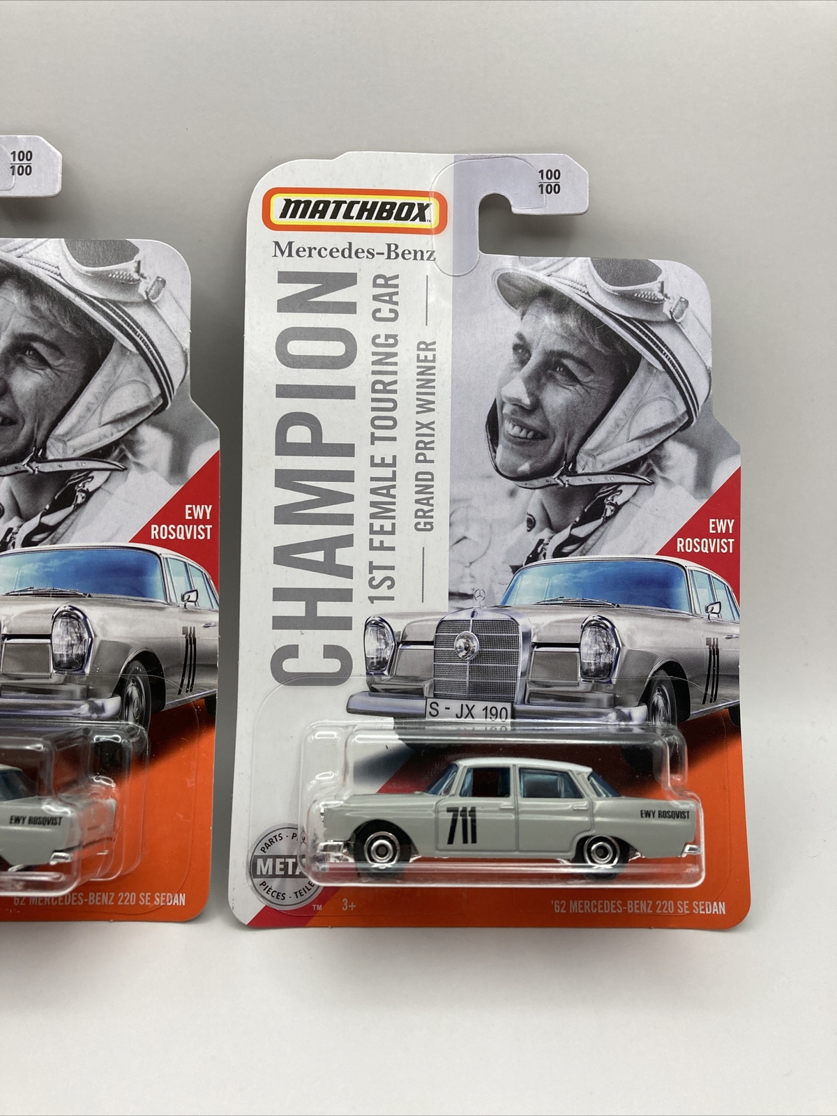 Matchbox ´62 Mercedes-Benz 220 SE Sedan – Ewy Rosqvist Edition, Modellauto Im Maßstab 1:64