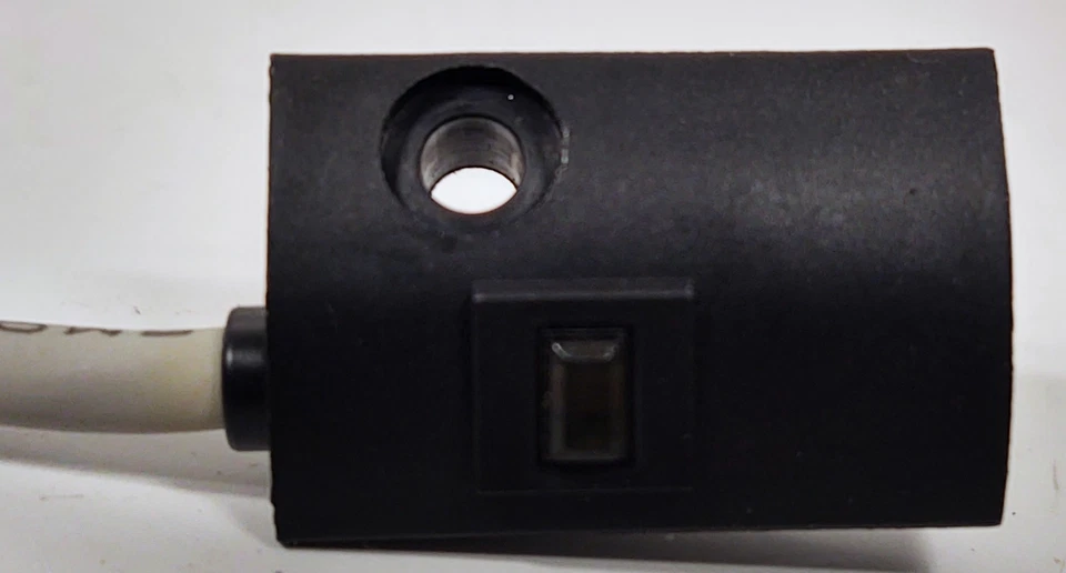 SMC D-S9P1 Solid State Auto Switch - Image 2 of 4