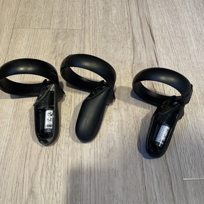 3 Genuine Oculus Quest 1 / Oculus Rift S Touch Controller RIGHT Controller