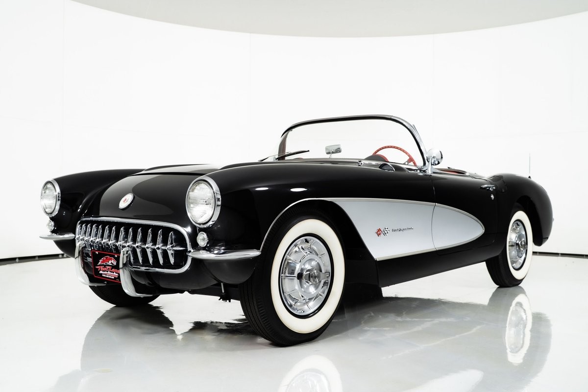1957 Onyx Black Chevrolet Corvette   | C1 Corvette Photo 5