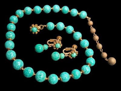 MIRIAM HASKELL Green Speckled Peking Faux Jade Glass Bead Necklace Earrings Set