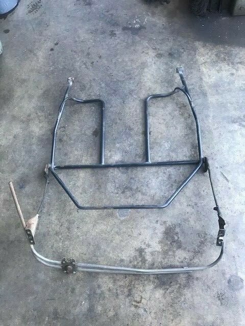 MASERATI BI TURBO SPARE TIRE SUPPORT BRACKET ASSEMBLY COUPE 