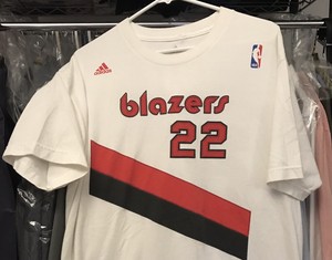 damian lillard hardwood classic jersey