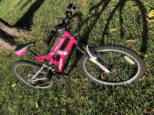 mongoose exlipse mountain bike