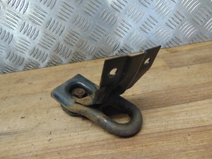 VW T4 Abschleppöse Haken Öse vorne Stoßstange lange Front 7D0807370B 2000