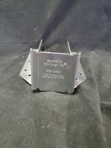 22 Pk Simpson Strong-Tie 3" x 10" Galv Steel HU Joist Hanger HU310