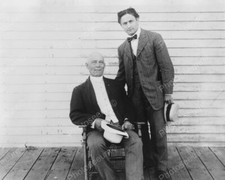 Houdini Poses With Harry Kellar 8x10 Reprint Of Old Photo
