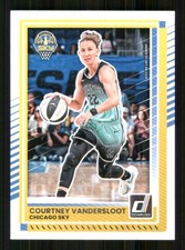 2025 Donruss WNBA #34 Courtney Vandersloot Chicago Sky 69803