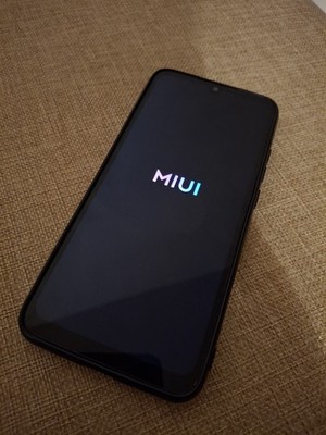 Xiaomi Redmi 9A - Schwarz, mit Case