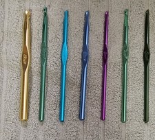 Mixed Lot of 7 Boye Aluminum Crochet Hooks - Sizes H, I, J, K, N - 5mm to 10mm