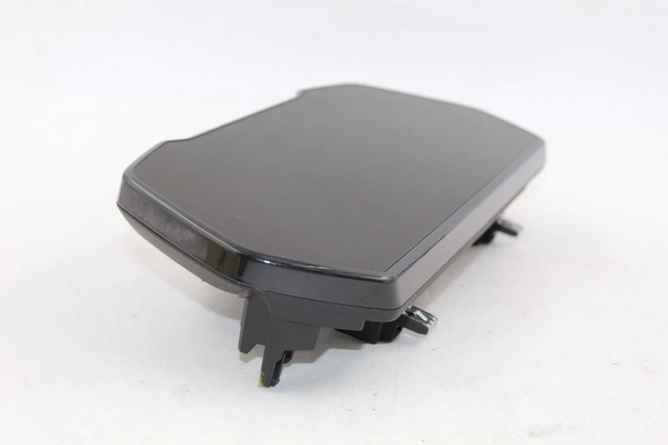 Cuadro de instrumentos digital velocímetro Chevrolet Trax 2024-2025 15 k OEM #39146 Foto 4 de 4