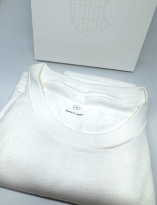 Apple Kyoto Limited T-shirt & Sticker & Pin Badge Set Size M Japan