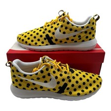 Nike Roshe Run NM QS Zapatos Para Hombres 10.5 Amarillo Lunares Paquete Tenis 810857-700