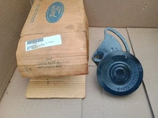 NOS Genuine Ford V-belt Idler Pulley and Bracket D0hz-8678-a 