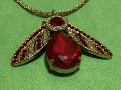 Thot Gioelli  Made In Italy Large Bee Rhinestone Crystal Large Pendant Necklace