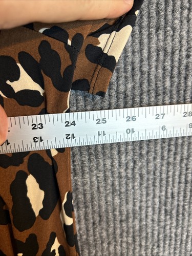 Cato Womens Blouse Size XL Animal Print V Neck Short Sleeve Stretch Office New - Picture 6 of 7