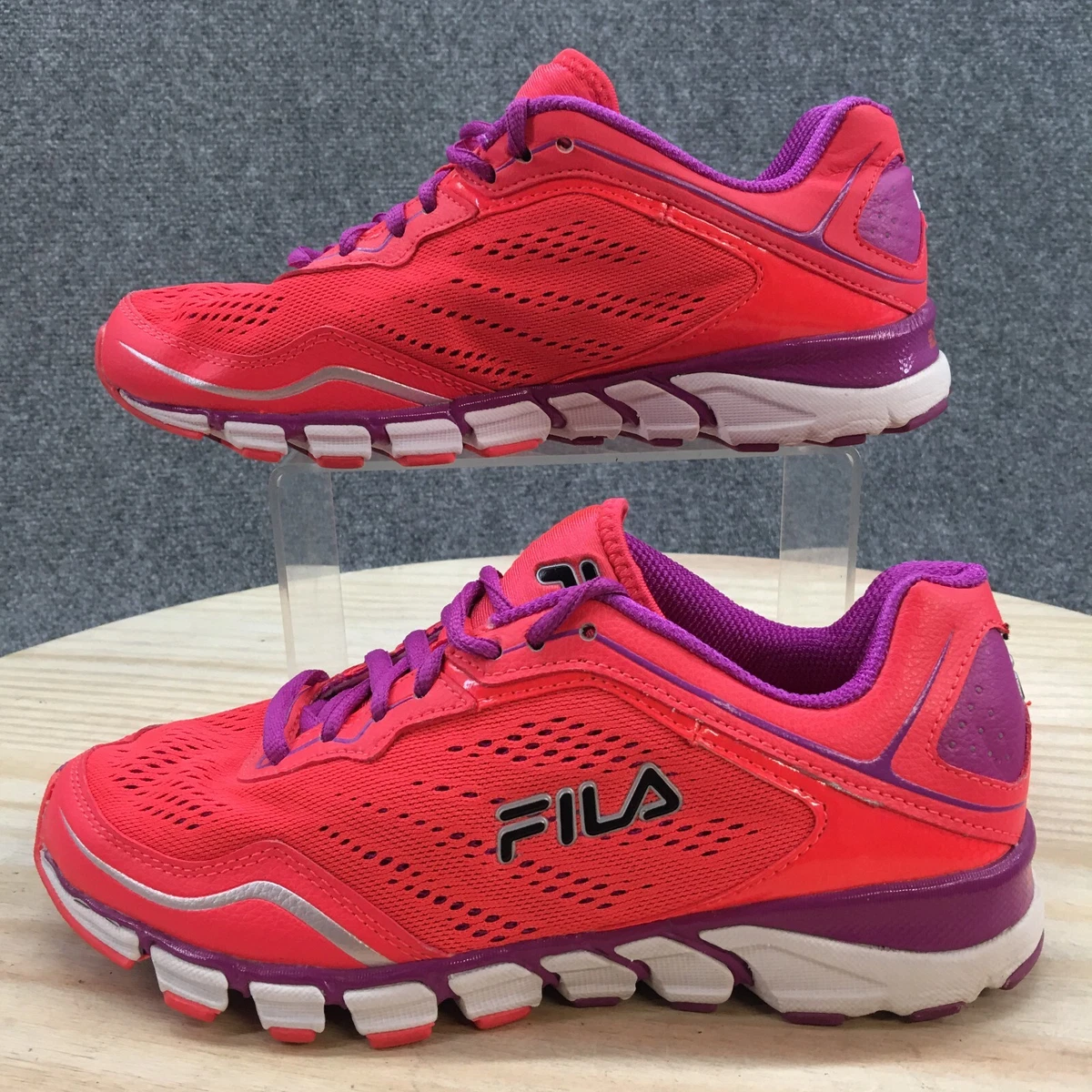 Fila tennis shoes womens red hotsell