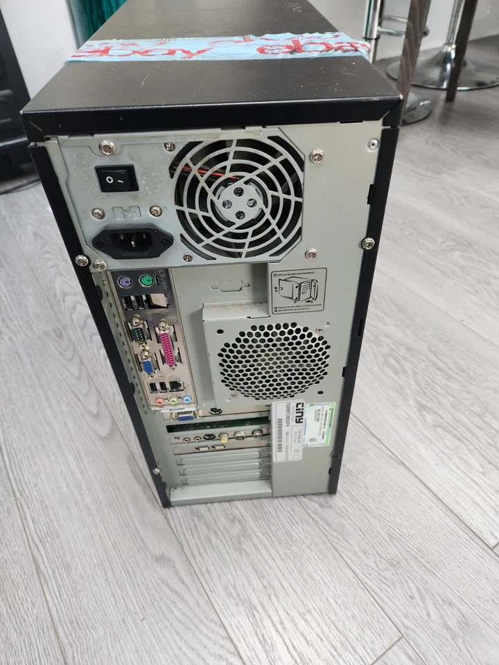 Tiny Desktop Intel Celeron D No Hard Drive - Image 3 of 3