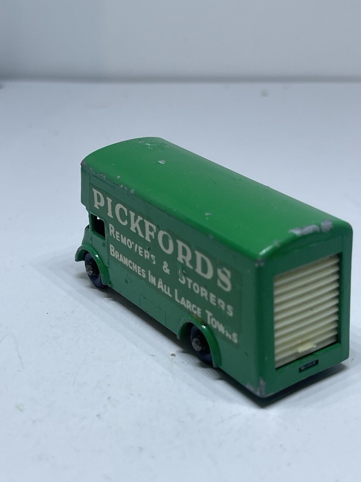 Lesney Matchbox Series Diecast Toy Car Pickford Removal Van Green