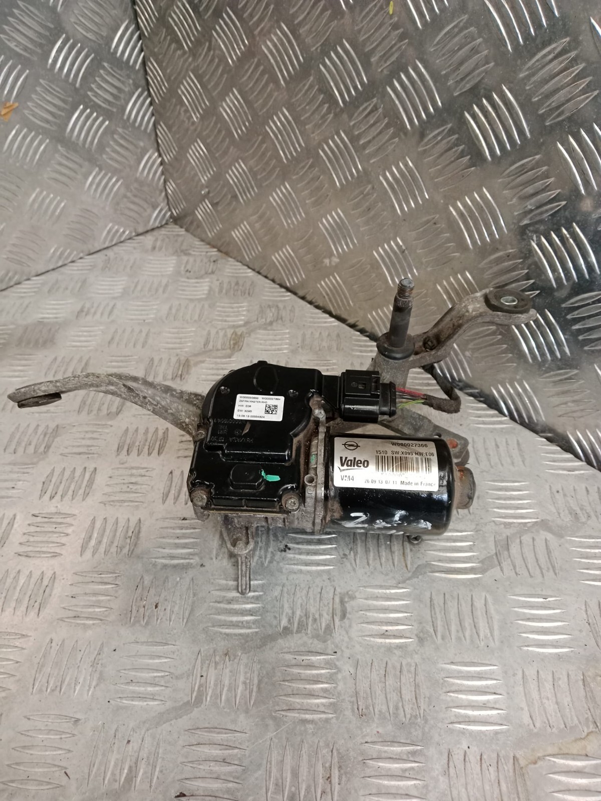 2015 Vauxhall ZAFIRA Right Front Wiper Motor Linkage W000027366 