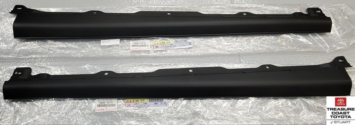 NEW OEM TOYOTA SUPRA 93-98 JZA80 MK4 LOWER BODY MOULDING