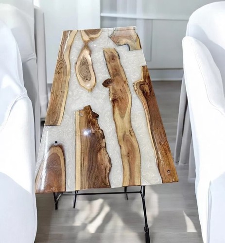 Tables d'appoint design pour bureau et open-space