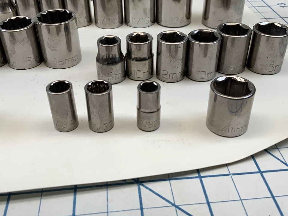 KOBALT Socket Lot, 36pc, 1/4, 3/8, 1/2 Drives, SAE/Metric - Image 3 of 4