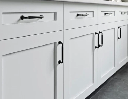 Top Knobs, Serene Collection, Lily Cabinet Pull, 128mm, Flat Black, TK823BLK - Picture 3 of 3