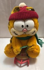 Vintage 1978 Garfield Takes The Mountain 8" Plush On Sled By Dakin Christmas New