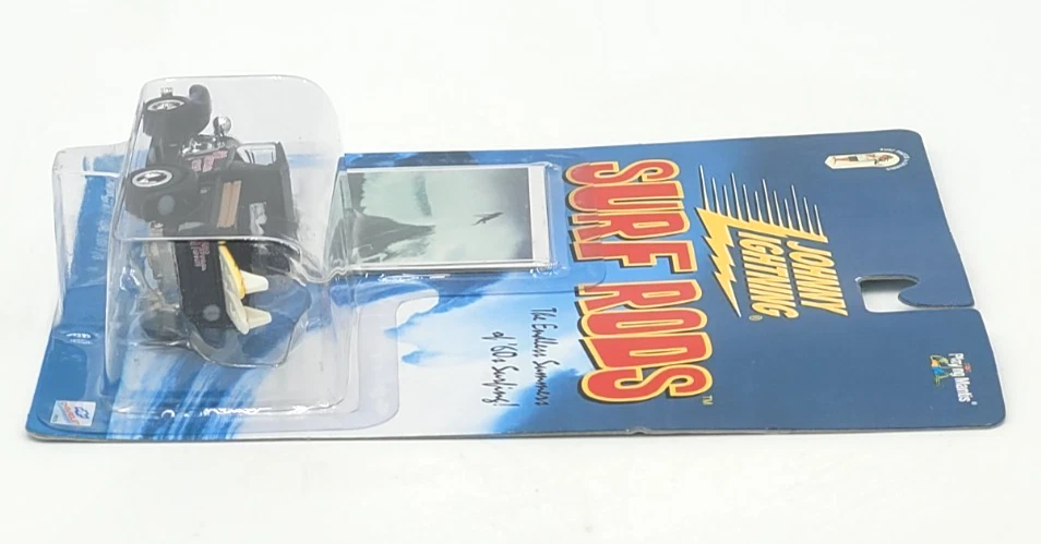 2000 Johnny Lightning Surf Rods Torrance Terrors with LeRoy Grannis Surf Scene - Image 4 of 4