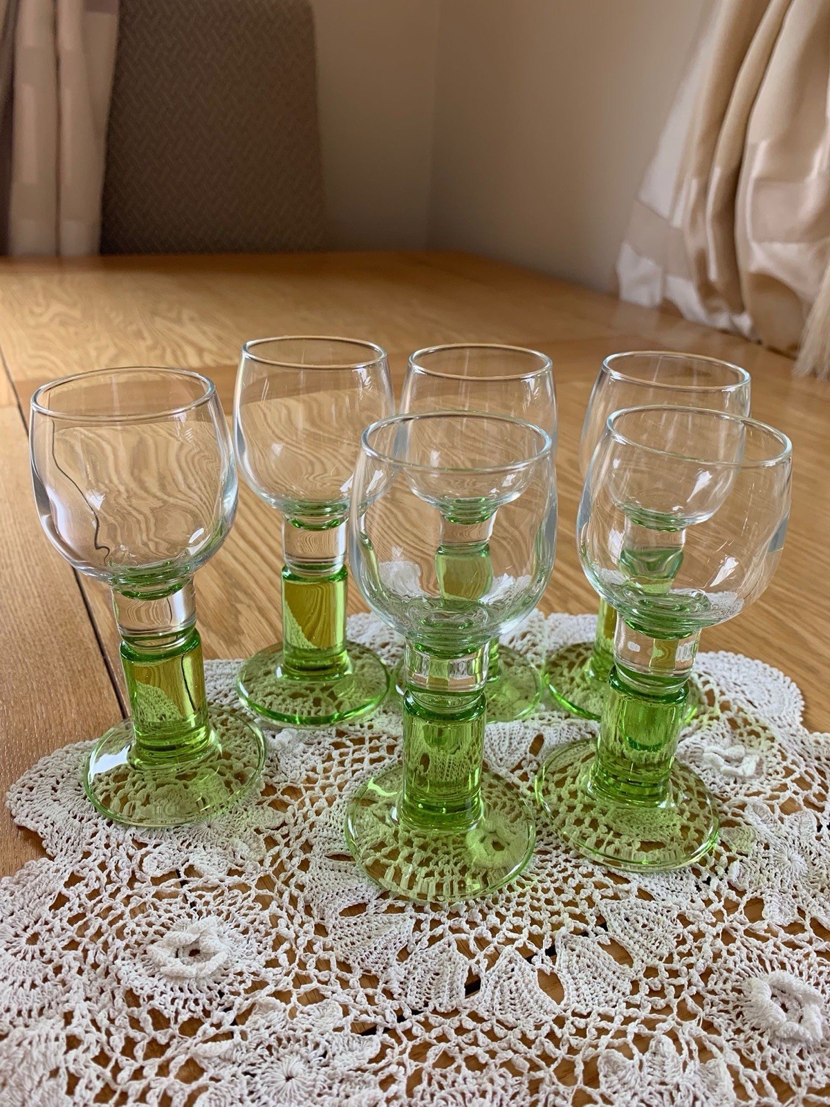 6 Small Wine Glasses